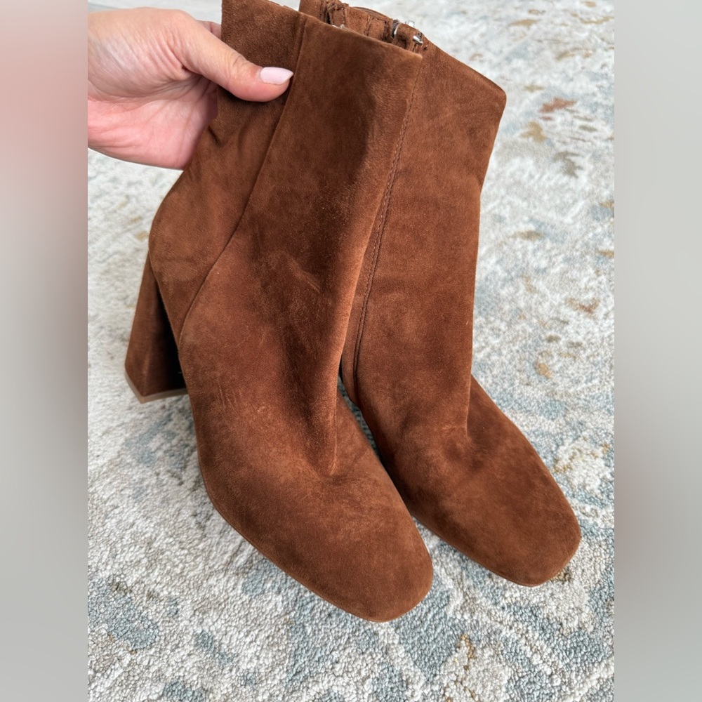 Steve Madden suede brown boots